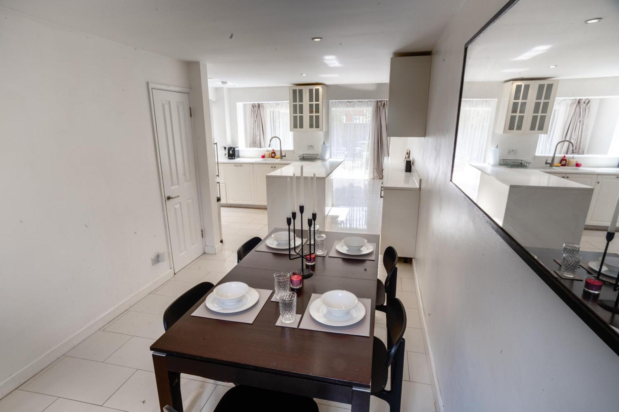 Shard View 3 Bed Entire Home London Exterior photo